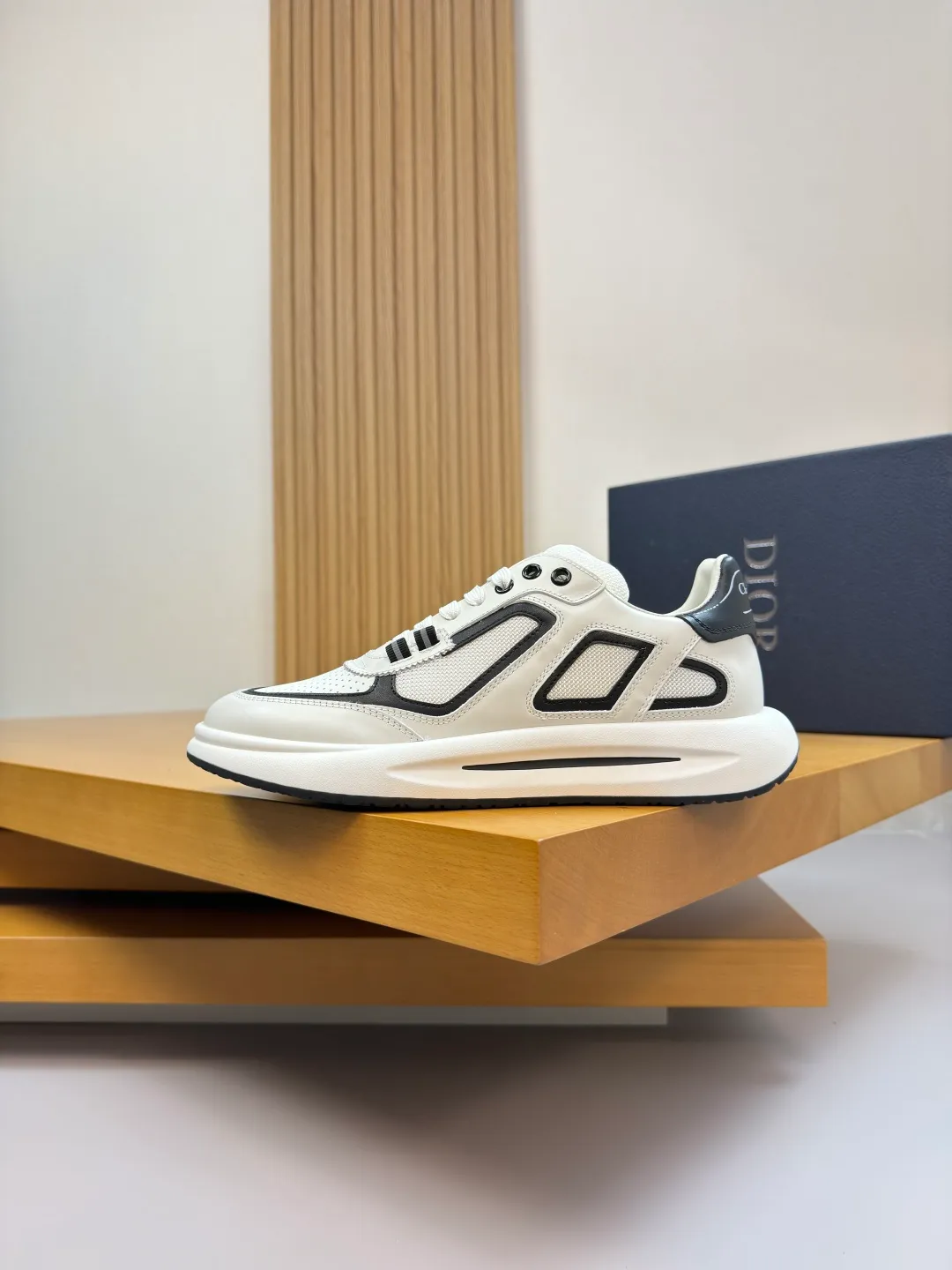 [Dior] Dior P780 men's shoes 💰 - High-end quality original order·Casual sports shoes - Upper: 🔝Nappa calfskin, perforated calfskin, brand high mercerized canvas, tongue. Heel. Silk screen high frequency brand logo - Inner: water-dyed cowhide, foot pad; brand canvas - Outsole: ultra-light TPU. Rubber foam; two-color molded outsole -Ultra-high quality control·Fine workmanship: outstanding (high-end·nobility·grade) -Size: 39-44 (38, 45, can be customized)·DR0181